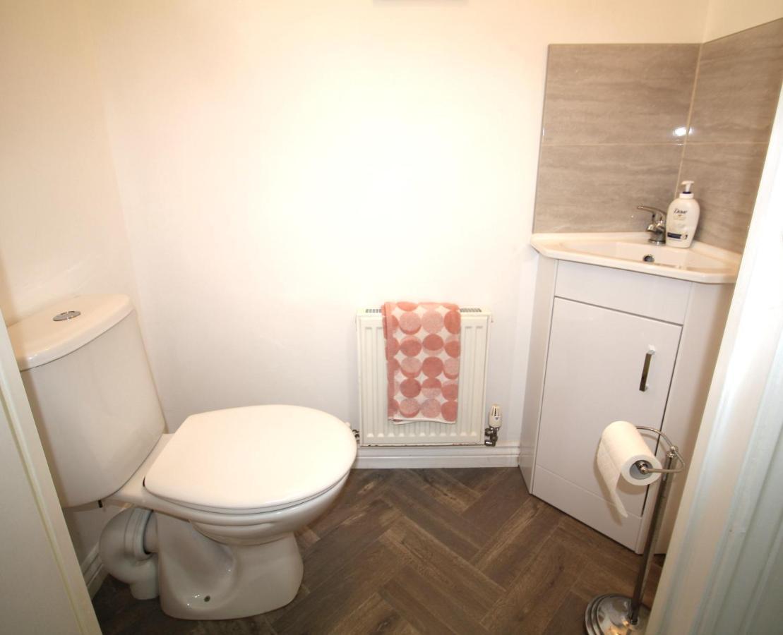 Ashington - 2 Bedroom House - Beautifully Decorated & Furnished - Large Garden 外观 照片