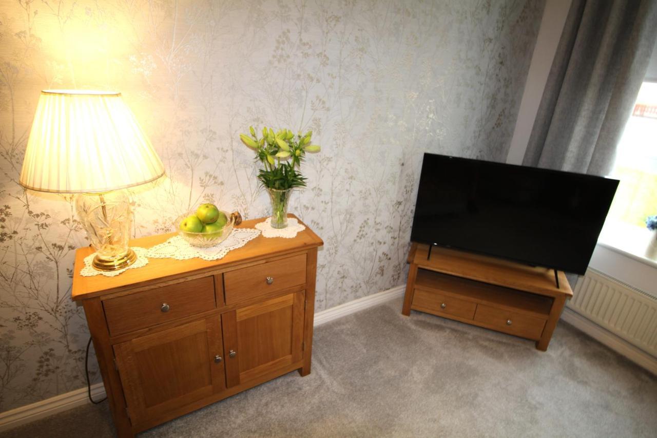 Ashington - 2 Bedroom House - Beautifully Decorated & Furnished - Large Garden 外观 照片